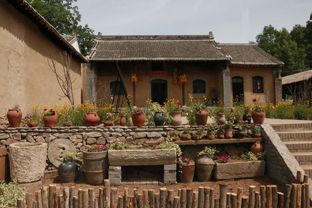 豫西百草園激情燃燒的歲月展館